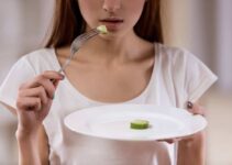 Anorexia Nervosa Guide: Symptoms, Risks, Prevention, and Treatment