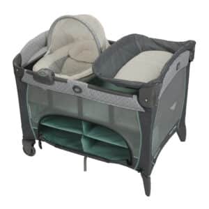 Graco® Pack 'n Play® Newborn Seat DLX Playard, Mano